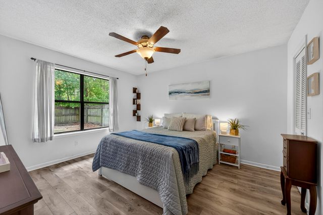 8313 Whitehaven Drive, North Charleston, SC 29420