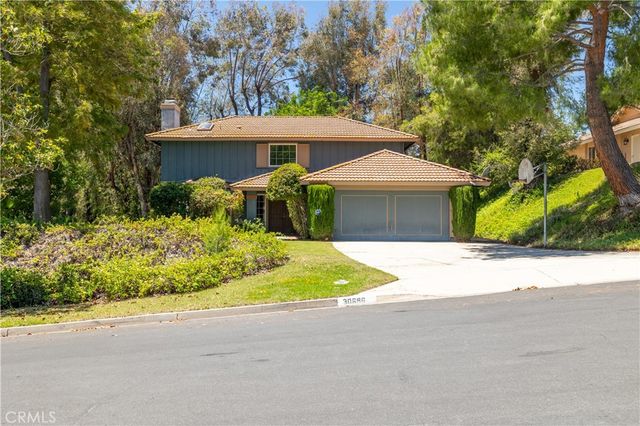30696 Mira Loma Drive, Temecula, CA 92592
