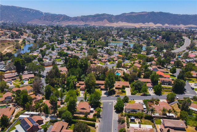 30696 Mira Loma Drive, Temecula, CA 92592
