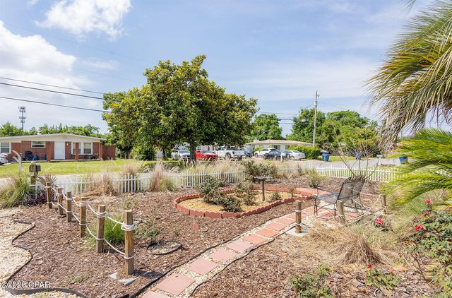 3106 W 21st Court, Panama City, FL 32405