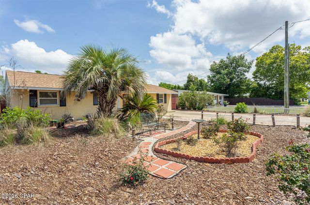 3106 W 21st Court, Panama City, FL 32405