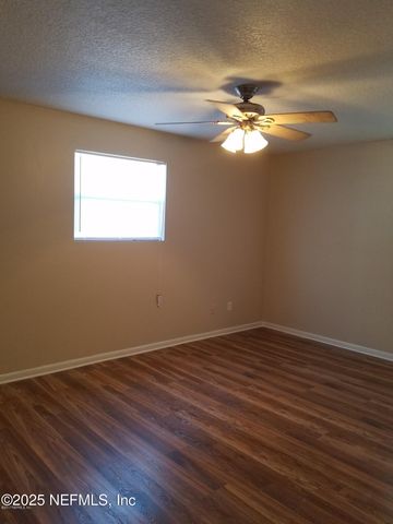 1065 STOCKS Street, Atlantic Beach, FL 32233