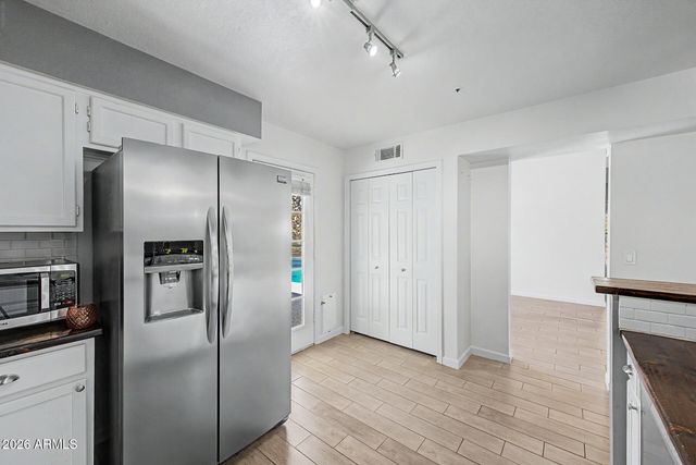 10362 E DAVENPORT Drive, Scottsdale, AZ 85260