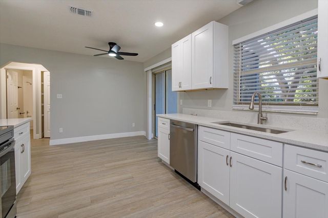 54-56 BOUGAINVILLEA DRIVE, Debary, FL 32713