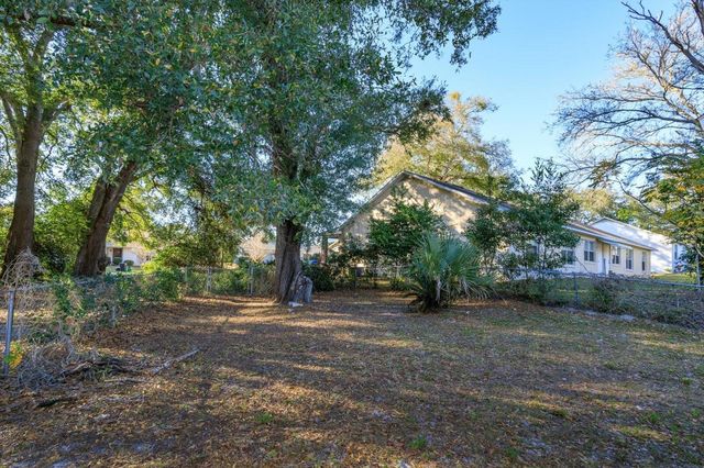54-56 BOUGAINVILLEA DRIVE, Debary, FL 32713