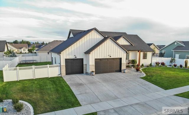 4900 Torcello Drive, Ammon, ID 83406