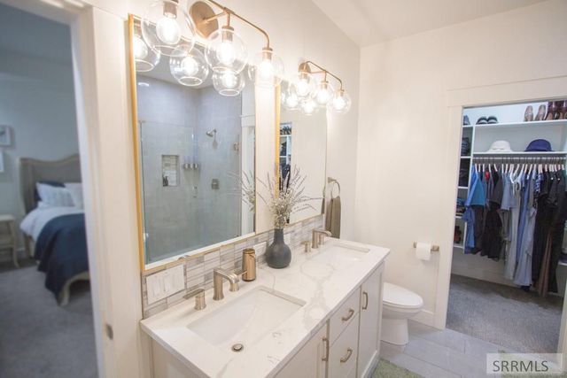 4900 Torcello Drive, Ammon, ID 83406
