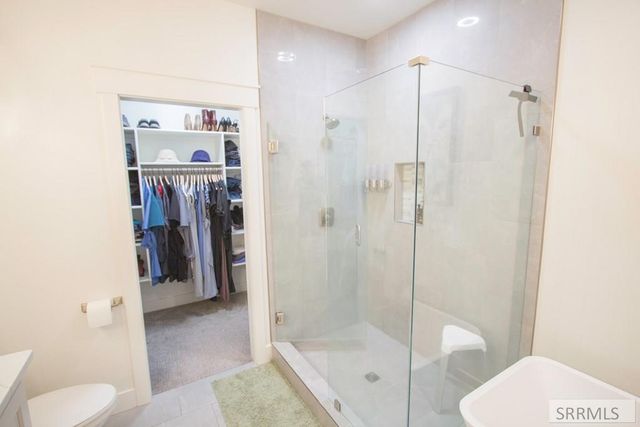 4900 Torcello Drive, Ammon, ID 83406