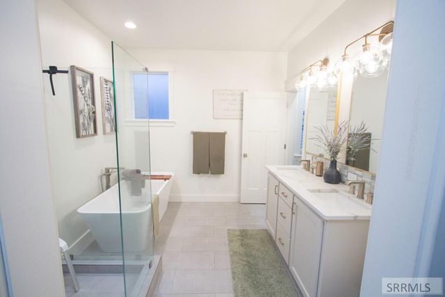 4900 Torcello Drive, Ammon, ID 83406