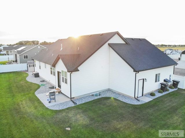 4900 Torcello Drive, Ammon, ID 83406
