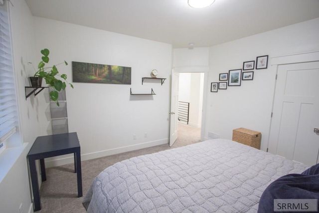 4900 Torcello Drive, Ammon, ID 83406