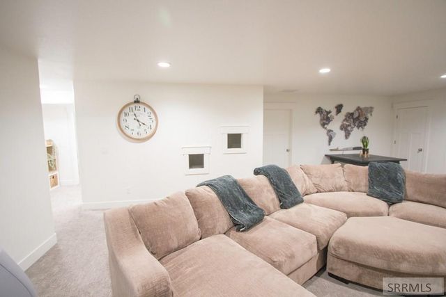 4900 Torcello Drive, Ammon, ID 83406