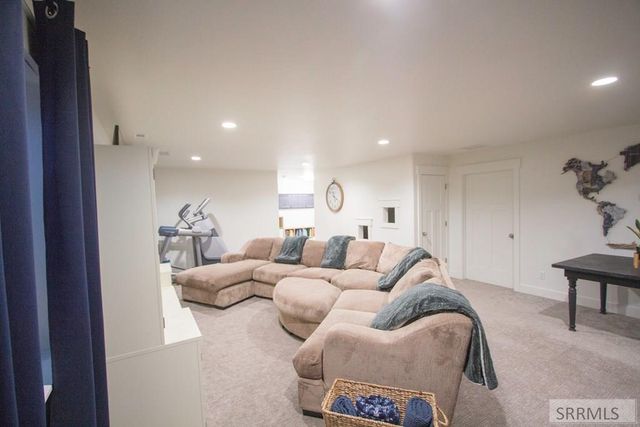 4900 Torcello Drive, Ammon, ID 83406