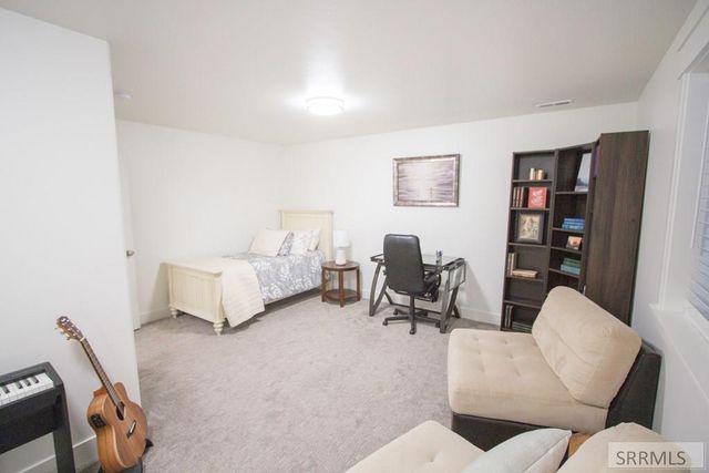 4900 Torcello Drive, Ammon, ID 83406