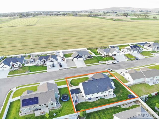 4900 Torcello Drive, Ammon, ID 83406