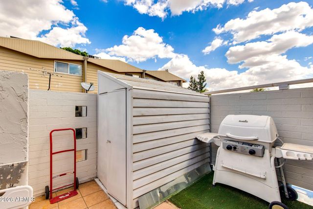 815 N HAYDEN Road B4, Scottsdale, AZ 85257