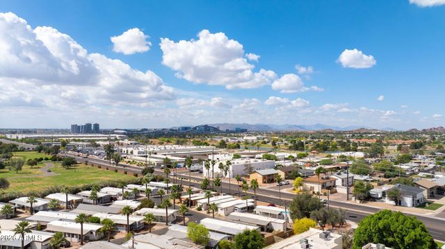 815 N HAYDEN Road B4, Scottsdale, AZ 85257