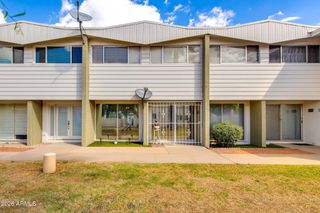 815 N HAYDEN Road B4, Scottsdale, AZ 85257