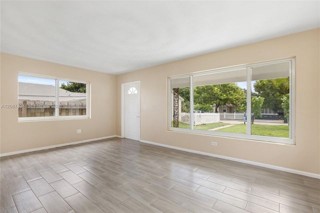 619 N D Street, Lake Worth, FL 33460