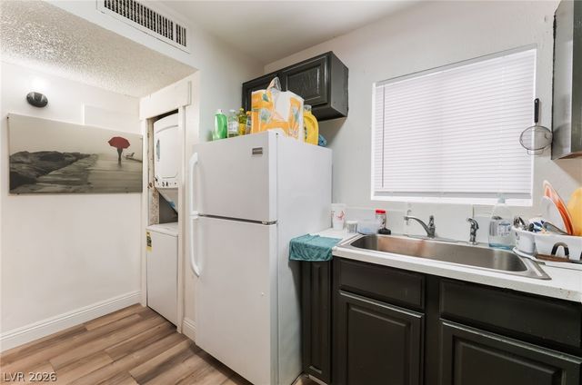 828 Sagman Street, Las Vegas, NV 89101
