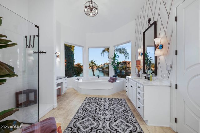 5229 W LONE CACTUS Drive, Glendale, AZ 85308