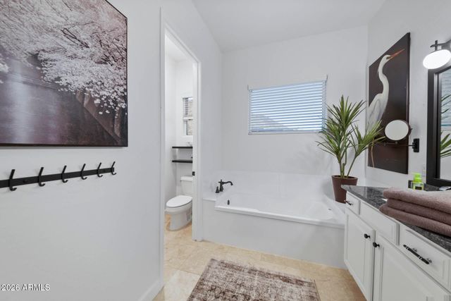 5229 W LONE CACTUS Drive, Glendale, AZ 85308