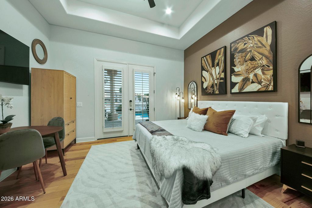 Image 35 of property listing at 5229 W LONE CACTUS Drive, Glendale, AZ 85308