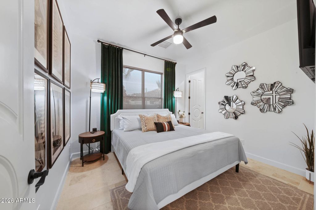 Image 42 of property listing at 5229 W LONE CACTUS Drive, Glendale, AZ 85308