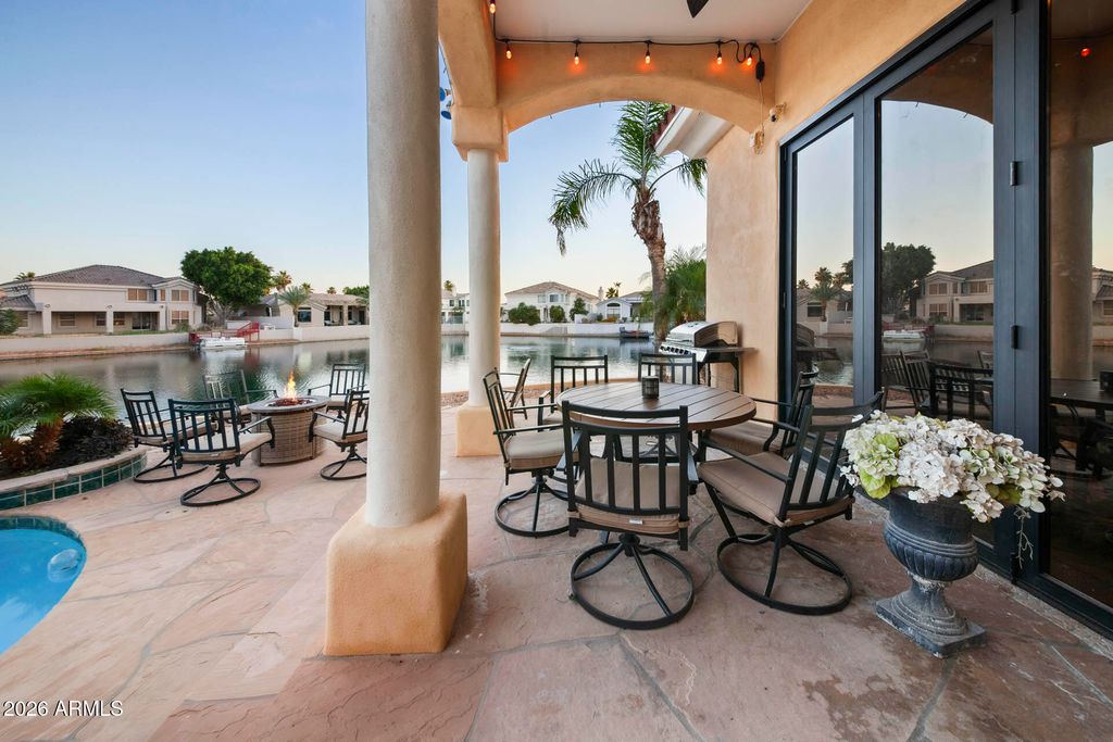 Image 49 of property listing at 5229 W LONE CACTUS Drive, Glendale, AZ 85308