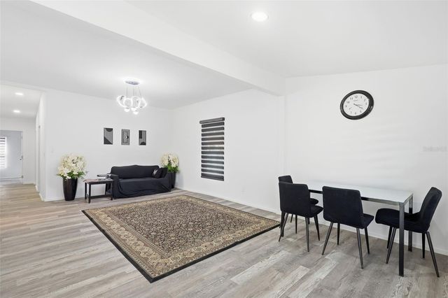 8514 N BRANCH AVENUE, Tampa, FL 33604