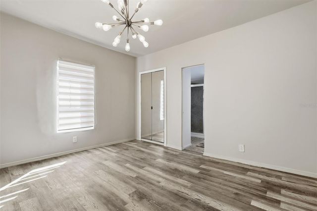 8514 N BRANCH AVENUE, Tampa, FL 33604