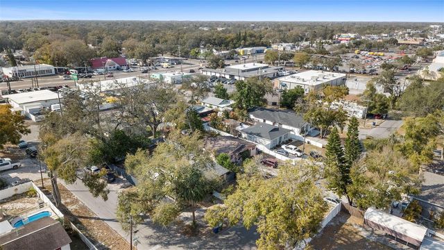 8514 N BRANCH AVENUE, Tampa, FL 33604