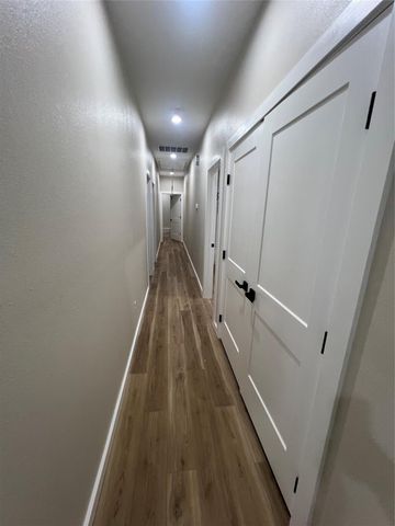 5325 Kenilwood Drive AB, Houston, TX 77033