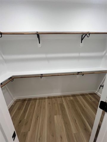 5325 Kenilwood Drive AB, Houston, TX 77033