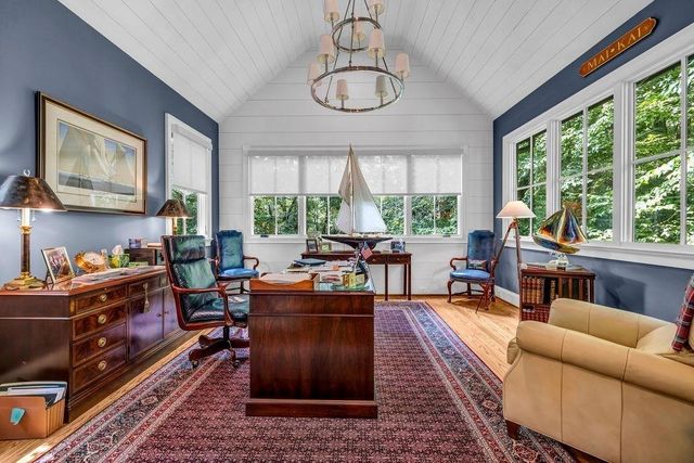 4584 Meadow Valley Drive, Sandy Springs, GA 30342