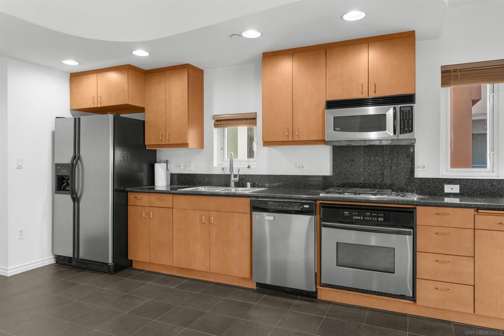 550 15th Street 801, San Diego, CA 92101 — photo 3