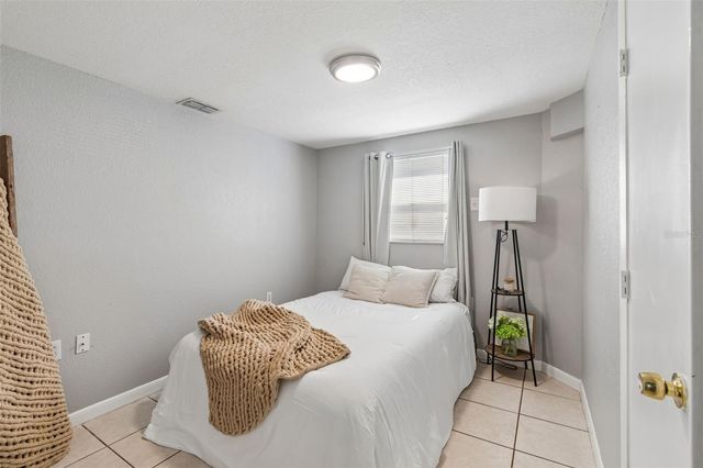1011 14TH STREET N, St Petersburg, FL 33705