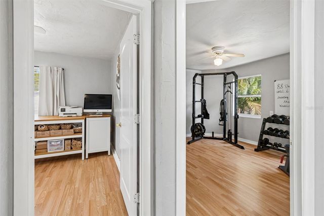 1011 14TH STREET N, St Petersburg, FL 33705
