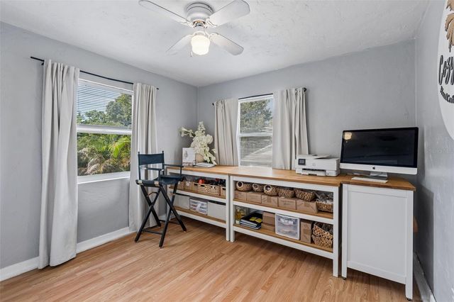 1011 14TH STREET N, St Petersburg, FL 33705