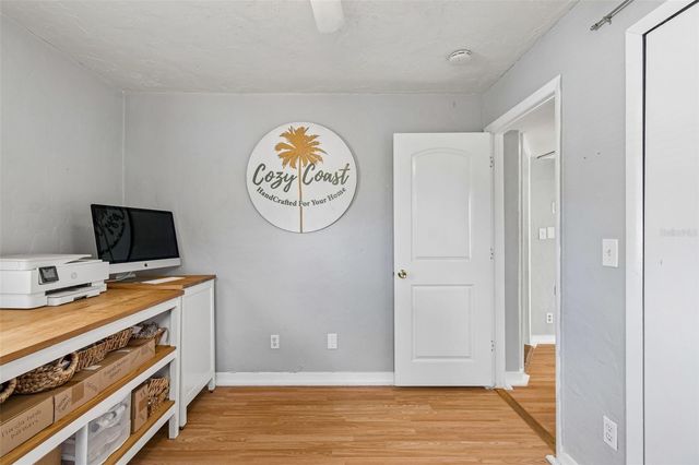 1011 14TH STREET N, St Petersburg, FL 33705