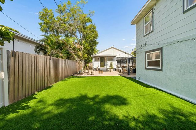 1011 14TH STREET N, St Petersburg, FL 33705