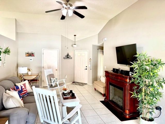 908 45TH STREET E, Bradenton, FL 34208