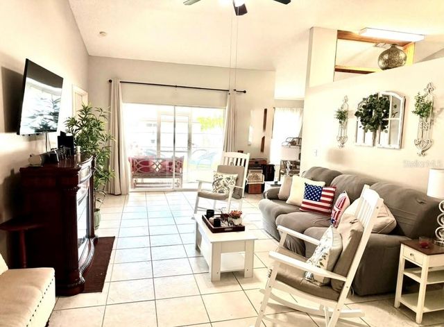 908 45TH STREET E, Bradenton, FL 34208