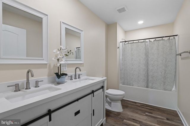 292 DAWN LN, Harpers Ferry, WV 25425