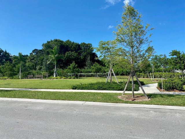 1587 Harper Way Villa 35, Vero Beach, FL 32960