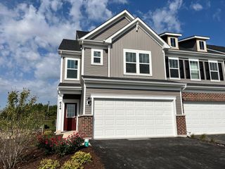 708 Switchgrass Way 56004, Bolingbrook, IL 60490
