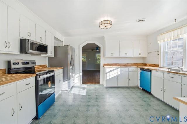 9102 Boydton Plank Rd, North Dinwiddie, VA 23803