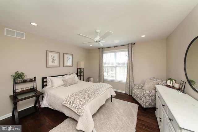 1101 BERTHAS WAY, Perkasie, PA 18944