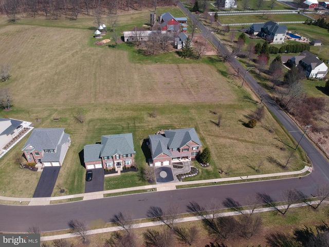 1101 BERTHAS WAY, Perkasie, PA 18944