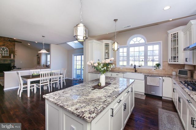 1101 BERTHAS WAY, Perkasie, PA 18944